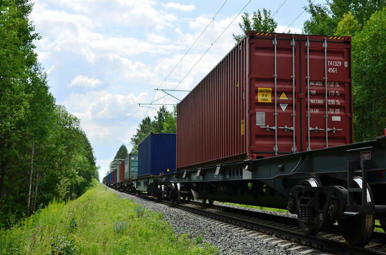 intermodal train freight